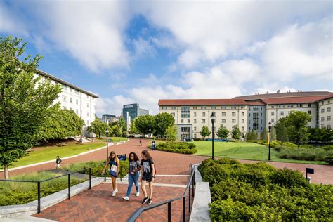  埃默里大學校園，探索歷史與學術的奇蹟！